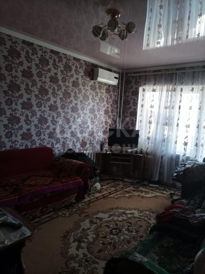 Продаю 1-комнатную квартиру, 34кв. м., этаж - 1/5,  Коврощиков дом 15 кв .