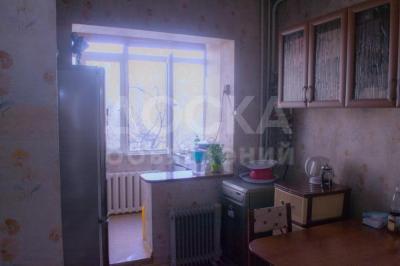 Продаю 3-комнатную квартиру, 64кв. м., этаж - 4/9, Боконбаева/Шопокова.