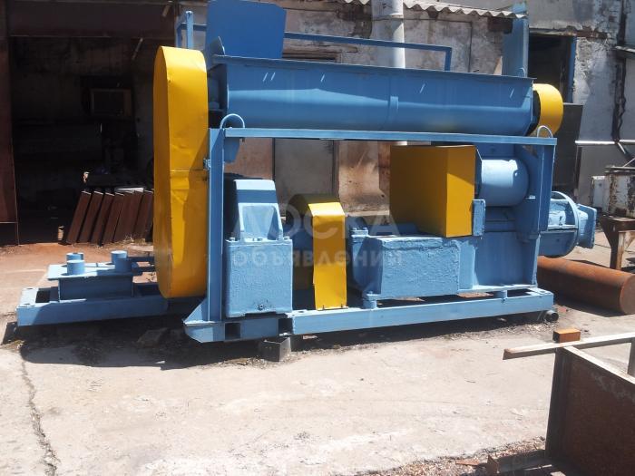 Завод продает оборудование для строительства:вибростол для производства брусчатки,пресс по производству черепицы евро, печь обжига,сварочный генератор дизельный