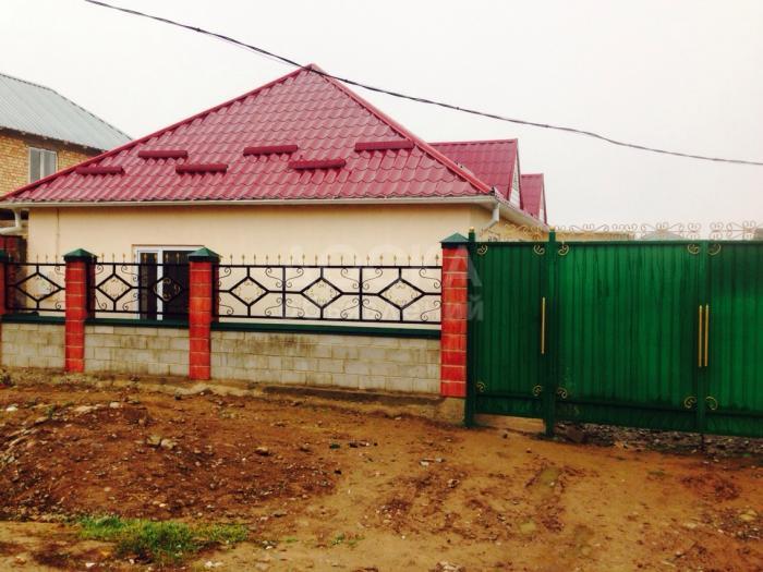 Продаю дом, 5-ком., 1кв. м., этаж-1, 6-сот., стена кирпич, Р-он 4 гор. больницы,