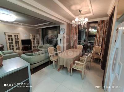 Продаю 4-комнатную квартиру, 142кв. м., этаж - 10/10, Джал-15, дом 14, кв 1602.