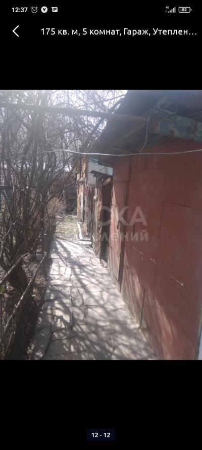 Продаю дом 5-ком. 175кв. м., этаж-1, 5-сот., стена шлакоблок, Г.Токмок район Ворошилова.