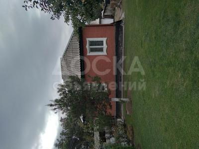 Продаю дом 5-ком. 60 кв. м., этаж-1, 13-сот., стена кирпич, с.Лебединовка.,ул.Советская д.16..