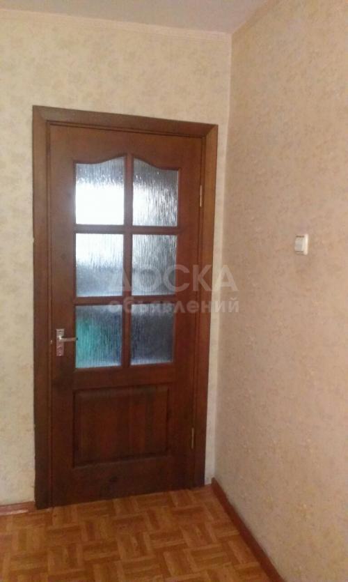 Продаю квартиру 3-ком., 59кв. м., этаж - 4/4, 3 микрорайон (орто-сайский рынок).