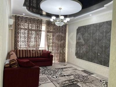 Продаю 2-комнатную квартиру, 65кв. м., этаж - 9/10, кну.