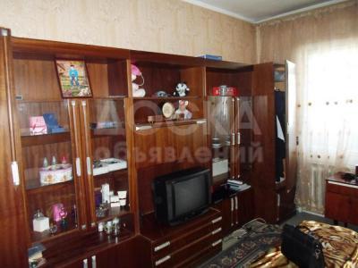 Продаю квартиру 3-ком., 61.3кв. м., этаж - 9/9, 10 мрн, дом 31.