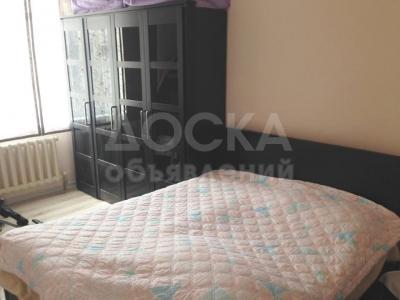 Продаю квартиру 2-ком., 47кв. м., этаж - 4/8, Исакеева.
