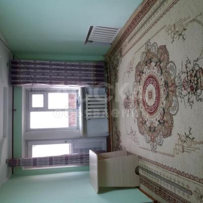 Продаю 2-комнатную квартиру, 58кв. м., этаж - 2/2, баялинова178 кв5 .