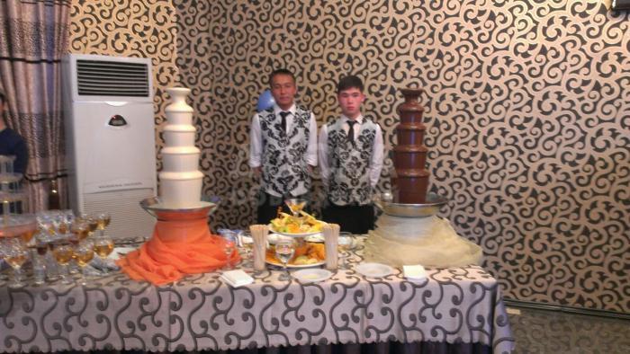 Шоколадные фонтаны