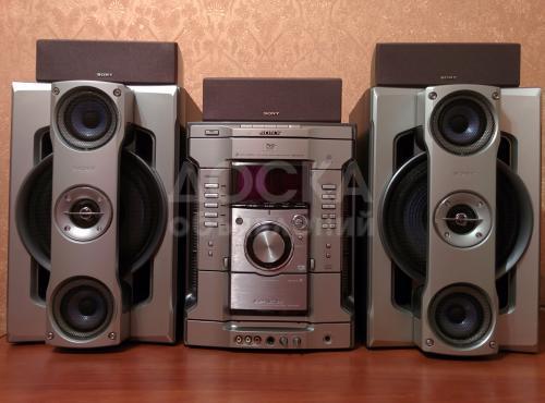 Продаю Музыкальный центр