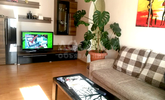 Продается 2-х комн. кв., кап. ремонт, с мебелью, 4/4, р-н Мед. Академии