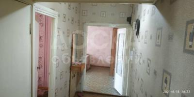 Продаю 2-комнатную квартиру, 50кв. м., этаж - 5/9, ул.Токтогула х ул.Суюмбаева, Карвен Клуб