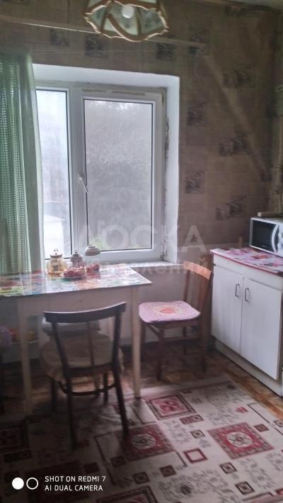 Продаю 3-комнатную квартиру, 69кв.мкв. м., этаж - 2/3, Кирпичный завод Красный строитель.