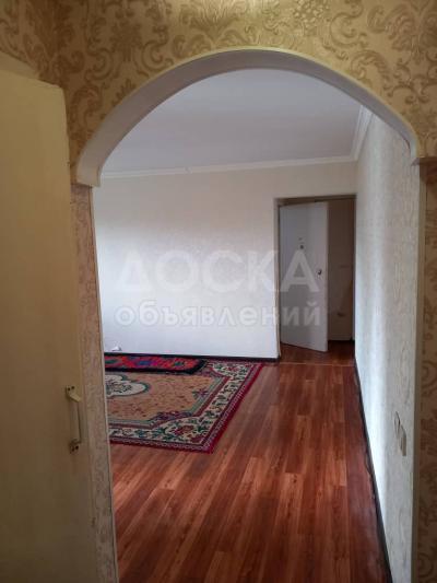 Продаю 3-комнатную квартиру, 56кв. м., этаж - 4/4, Ул.  Малдыбаева 6.