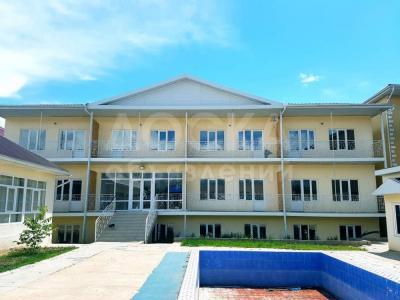 Продаю здание 1000кв. м., c.Бостери.