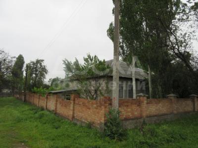 Продаю дом 5-комнатную 140кв. м., этаж-1, 21-сот., стена кирпич, село Байтик, ул.Эшмамбет.