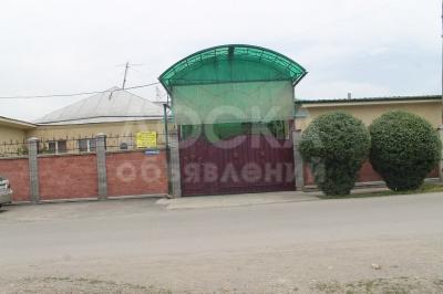 Продаю дом 6-ком. 320кв. м., этаж-1, 13-сот., стена кирпич, Н-Павловка.