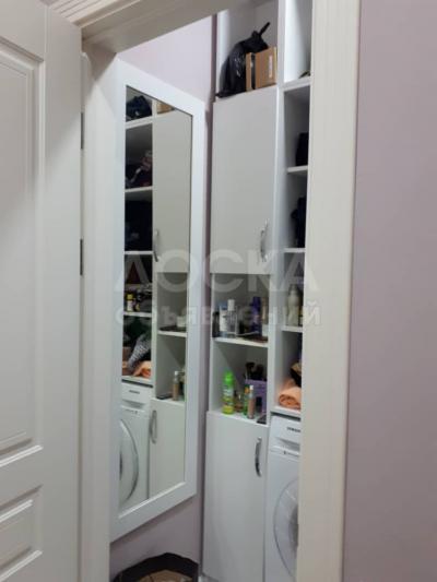 Продаю 1-комнатную квартиру, 44кв. м., этаж - 8/10, Тоголок м.Жибек ж.