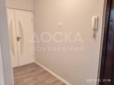 Продаю 1-комнатную квартиру, 35кв. м., этаж - 9/9, мкр. Аламедин 1.