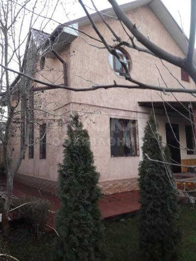 Продаю дом 4-ком. 122,2кв. м., этаж-2, 4,51-сот., стена кирпич, Краснофлотский 4/1.