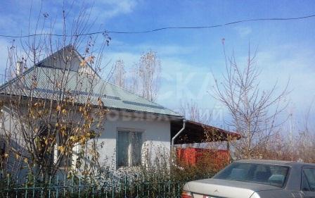 Продаю дом 4-ком., 67кв. м., этаж-1, 8-сот., стена саман, джал.