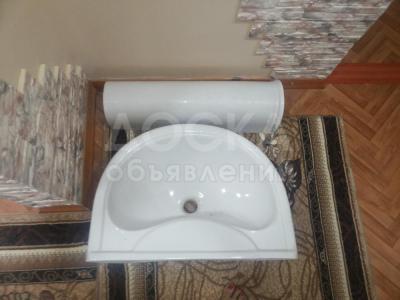 Раковина со стойкой