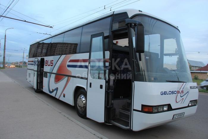 Услуги автобуса - 56 пассажирских мест. Автобус новый в отличном состоянии! Перевозки в любом направлении!