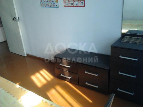 Продаю квартиру 2-ком., 49кв. м., этаж - 2/4, ул Садыгалиева 9/5,