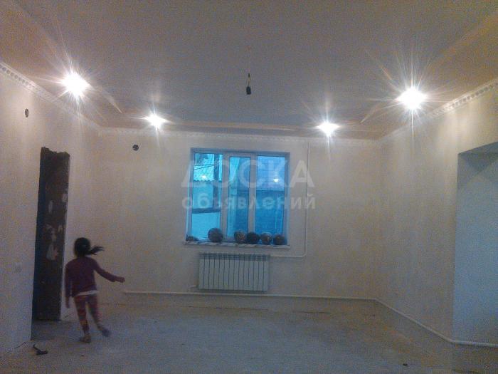 Продаю двух этажный дом в селе Кок-Жар