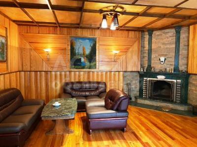 Продаю дом 5-ком. 400кв. м., этаж-2, 8-сот., стена кирпич, Ул. Ленинградская/ Эркендик.