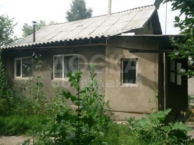 Продаю дом 5-ком. 81кв. м., этаж-1, 15-сот., стена кирпич, Аламедин базар.