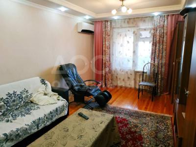 Продаю 3-комнатную квартиру, 65кв. м., этаж - 4/6, 8 микрорайон Южные ворота.