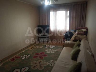 Продаю 1-комнатную квартиру, 32кв. м., этаж - 5/5, Карпинского.