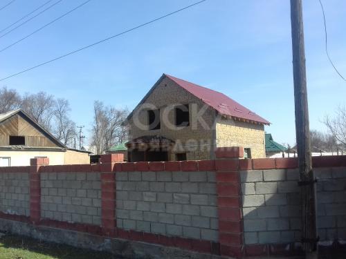 Продаю дом 5-ком., 1кв. м., этаж-2, 5-сот., стена кирпич, Военно антоновке ул комсомольская /полярная .