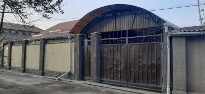 Срочно продаю 1 этажный дом в районе