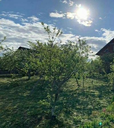 Срочно продаю дом с участком под строительство 5 соток (дом барачного типа 2 комнаты)