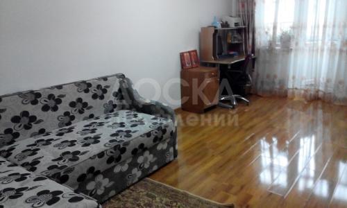 Продаю квартиру 1-ком., 40 кв.мкв. м., этаж - 5/5, Центр.