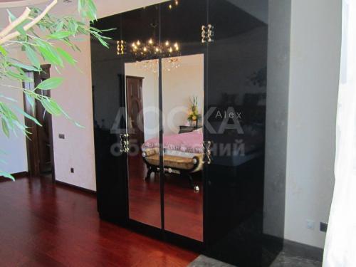 Шкафы-купе и распашные на заказ