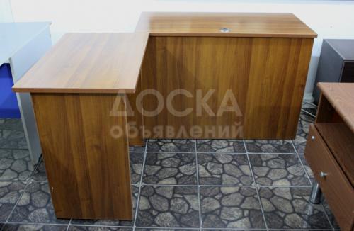 Продаю офисный комплект для менеджера