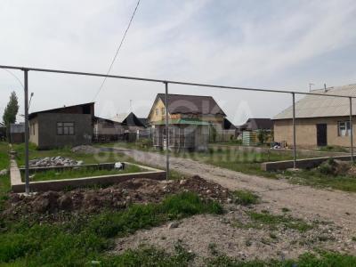 Продаю дом 3-ком. 500кв. м., этаж-1, 500-сот., стена саман, Ак-Ордо, ул. Арпа 4/410.