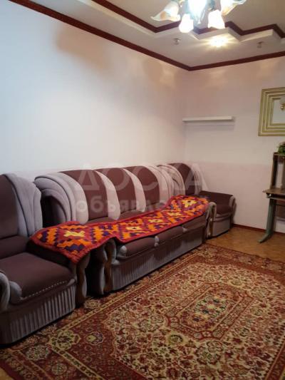 Продаю 2-комнатную квартиру, 52кв. м., этаж - 3/9, 12 микрорайон.