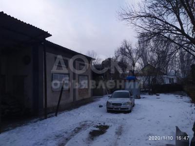 Продаю дом 3-ком. 65кв. м., этаж-1, 4-сот., стена кирпич, Район нижний Ала-Арча,кирпичный..