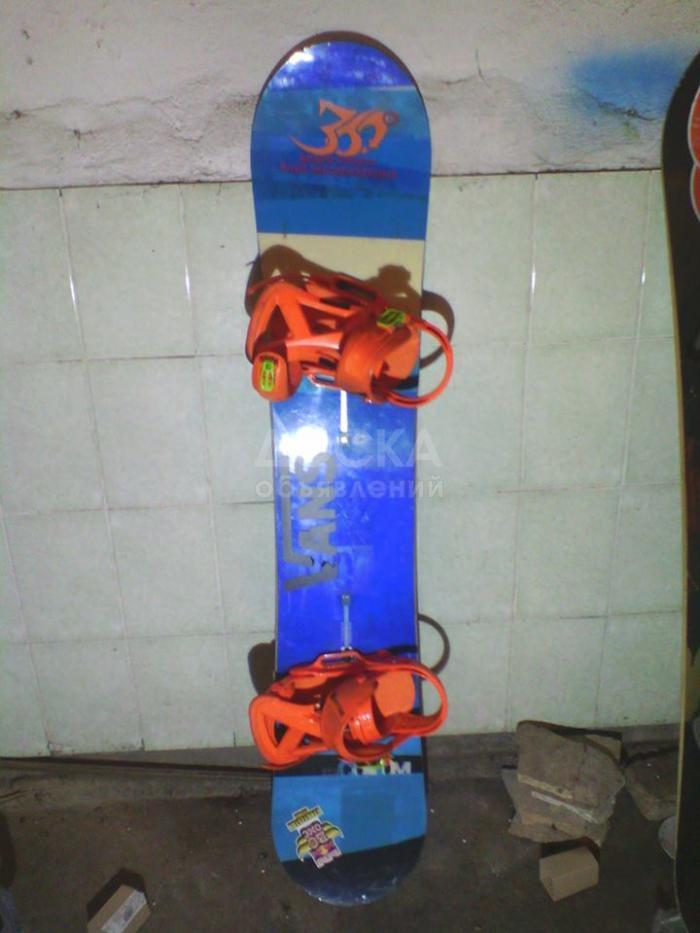 Burton Custom Flying-V 2014, 158 Wide + Burton Custom Bindings.