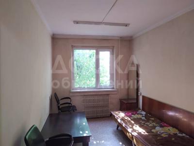 Продаю 2-комнатную квартиру, 43кв. м., этаж - 1/5, Гоголя/Фрунзе.