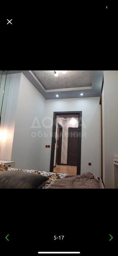 Продаю 2-комнатную квартиру, 80кв. м., этаж - 2/10, 12мкр 57/5.