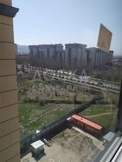 Продаю 2-комнатную квартиру, 83кв. м., этаж - 9/10, Юж.магистр - Ч.Айтматова.