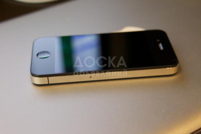 Продам iphone 4g за10000