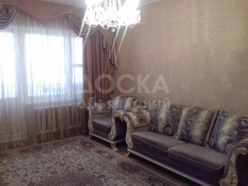 Продаю квартиру 3-ком., 75кв. м., этаж - 2/9, Горького-Бектенова 5.