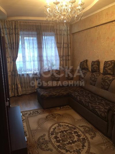 Продаю квартиру 4-ком., 78кв. м., этаж - 2/2, Фучика.