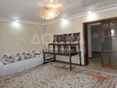 Продаю 3-комнатную квартиру, 137кв. м., этаж - 5/9, Московская/Советская.